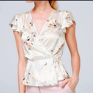 White House Black Market 100% Silk Size XXS top NWT